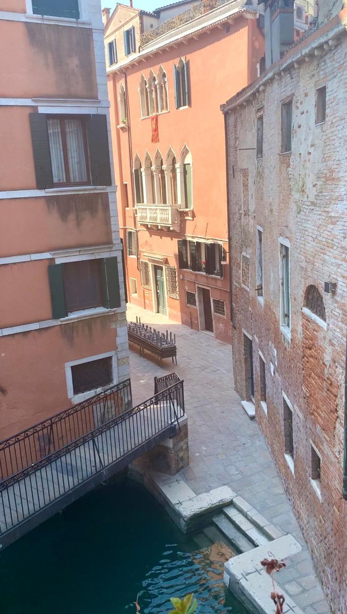 البندقية B&B Fortuny المظهر الخارجي الصورة